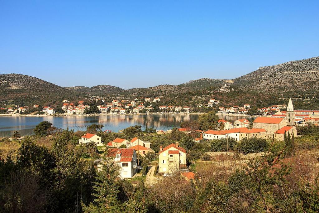 Vila Luka สลาโน ภายนอก รูปภาพ
