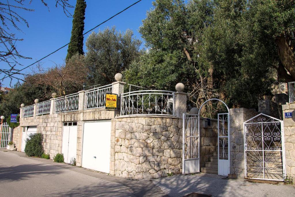 Vila Luka สลาโน ภายนอก รูปภาพ